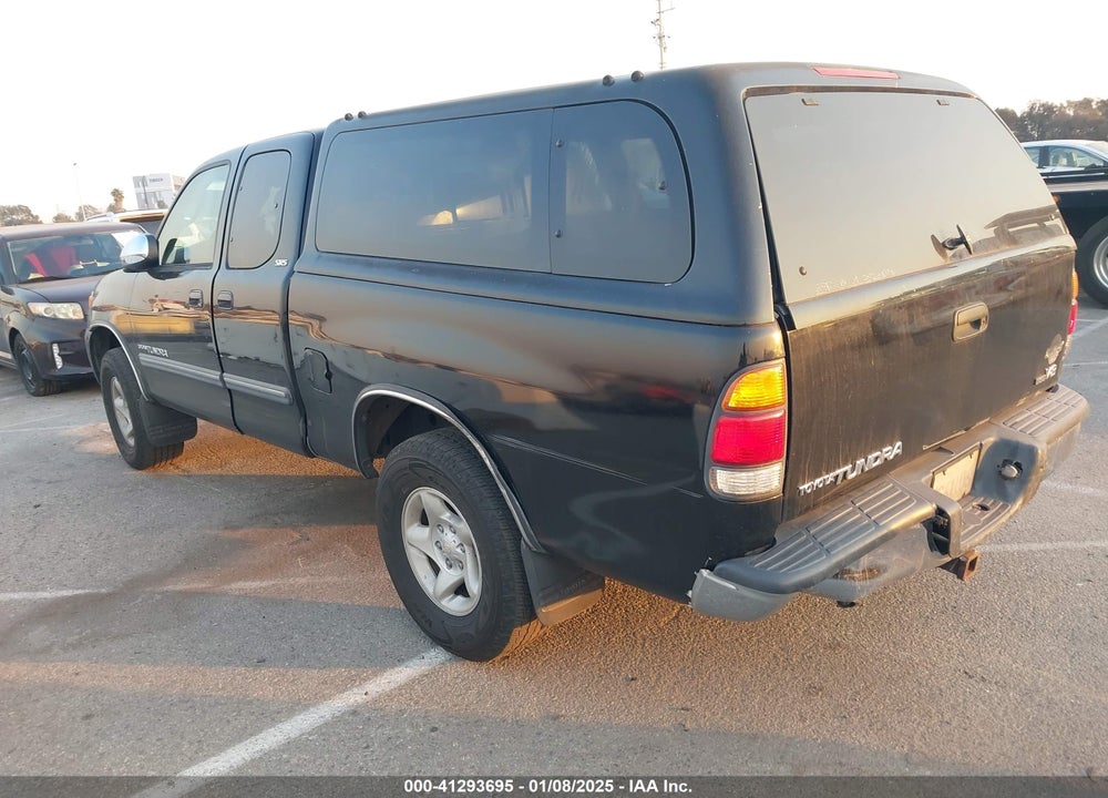 2003 TOYOTA TUNDRA SR5 V8 VIN: 5TBRT341X3S402881