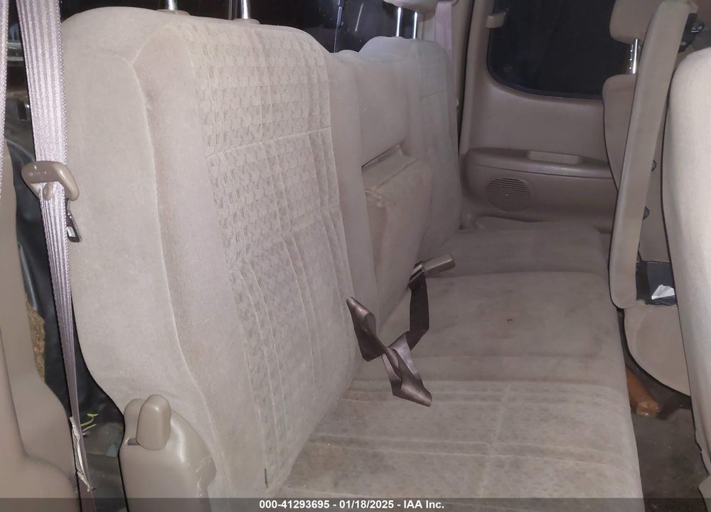 2003 TOYOTA TUNDRA SR5 V8 VIN: 5TBRT341X3S402881