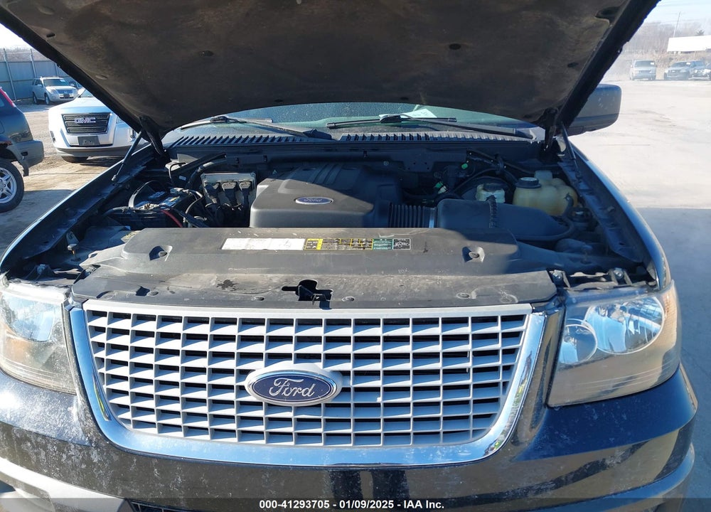 2004 FORD EXPEDITION XLT VIN: 1FMRU15W94LB29630