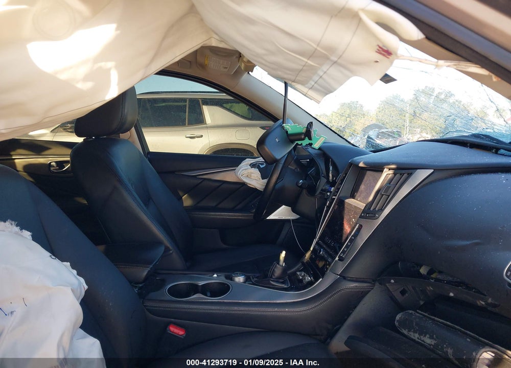 2017 INFINITI Q50 VIN: JN1CV7AR4HM680223