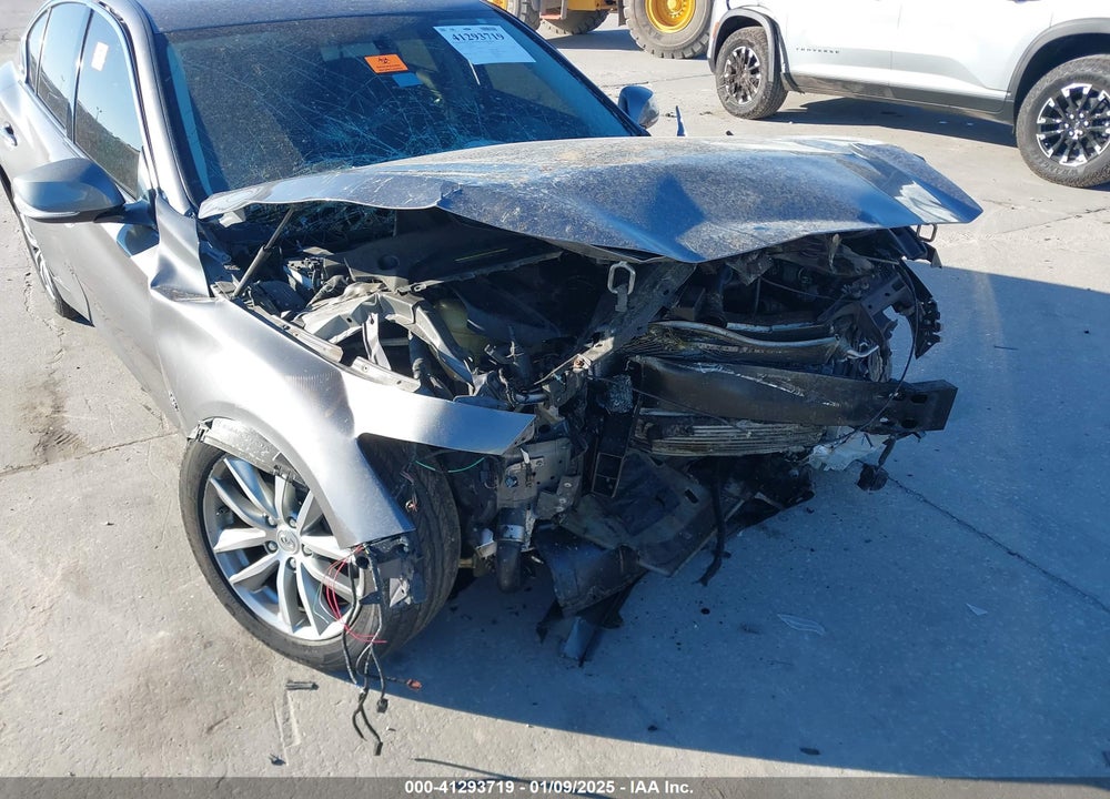 2017 INFINITI Q50 VIN: JN1CV7AR4HM680223