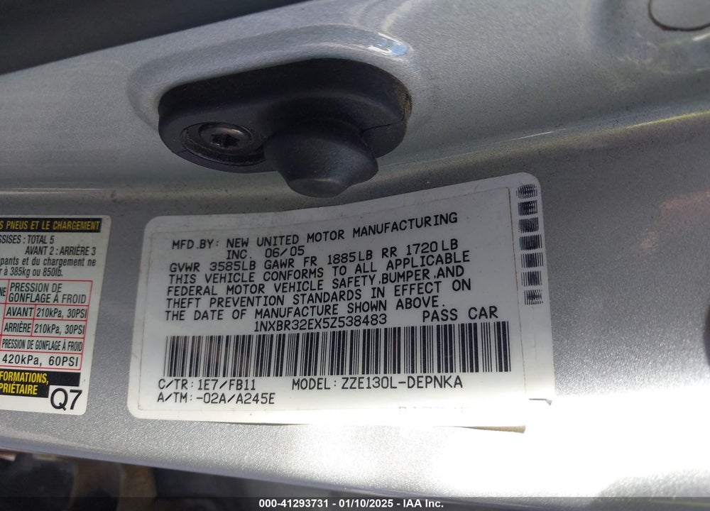 2005 TOYOTA COROLLA LE VIN: 1NXBR32EX5Z538483