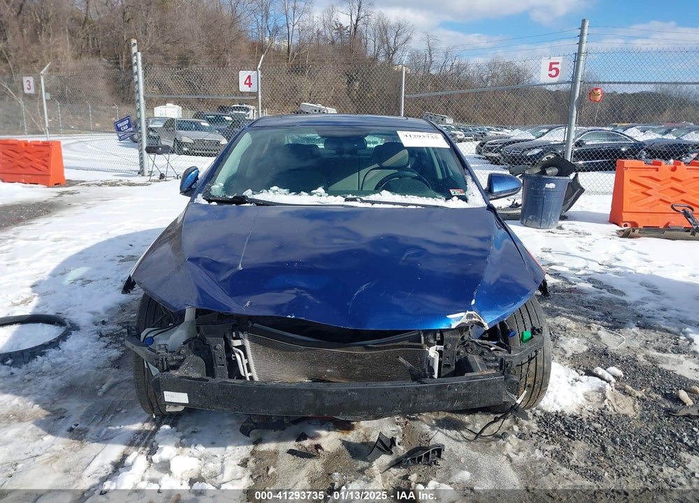 2018 HYUNDAI ELANTRA VIN: 5NPD84LF4JH344811