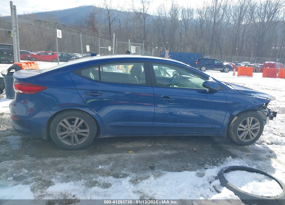 2018 HYUNDAI ELANTRA VIN: 5NPD84LF4JH344811