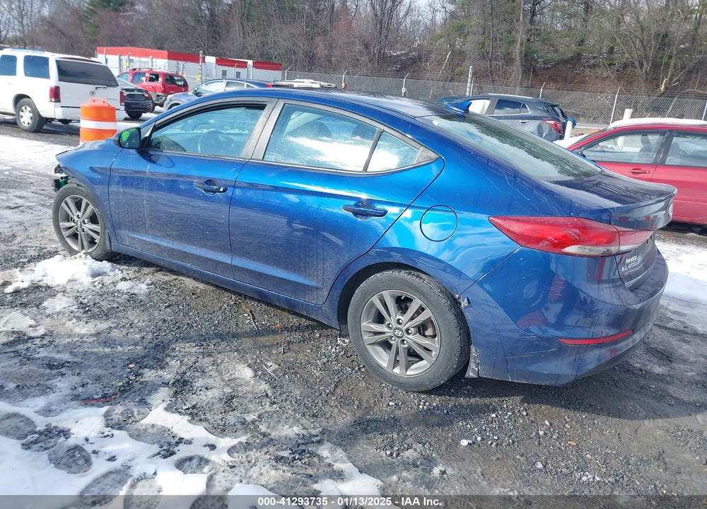 2018 HYUNDAI ELANTRA VIN: 5NPD84LF4JH344811