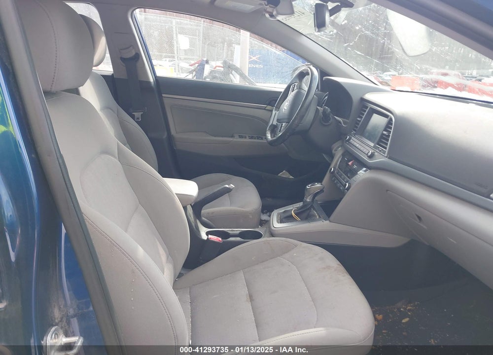 2018 HYUNDAI ELANTRA VIN: 5NPD84LF4JH344811