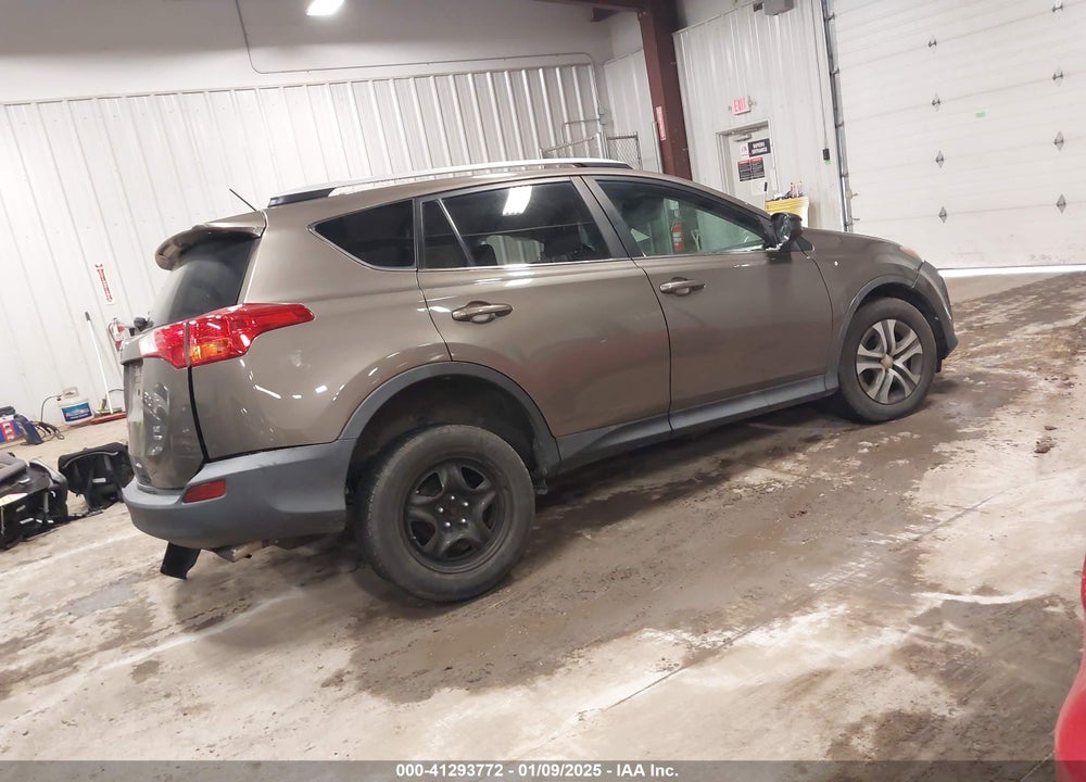 2015 TOYOTA RAV4 LE VIN: 2T3BFREV1FW339399
