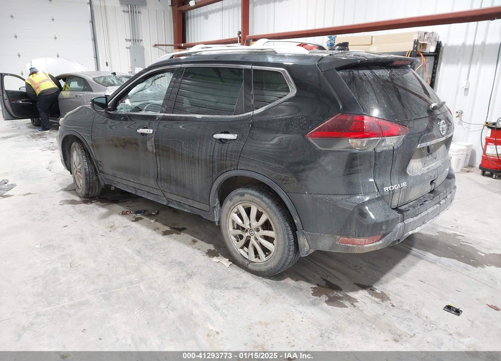 2019 NISSAN ROGUE SV VIN: KNMAT2MV8KP557276