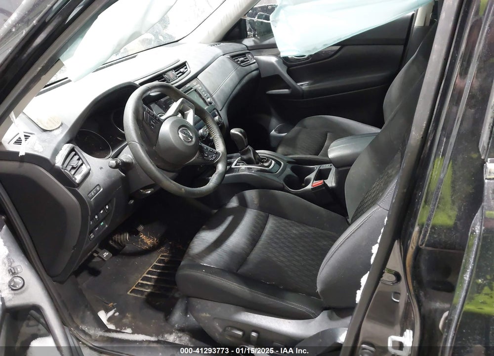 2019 NISSAN ROGUE SV VIN: KNMAT2MV8KP557276