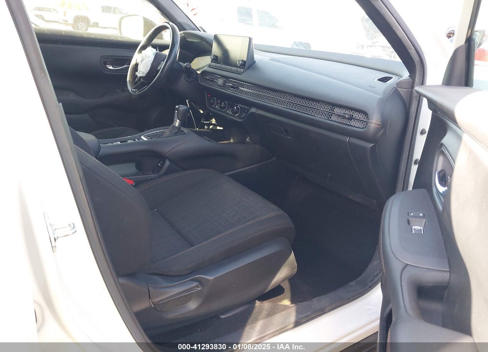 2023 HONDA HR-V VIN: 3CZRZ2H51PM734477