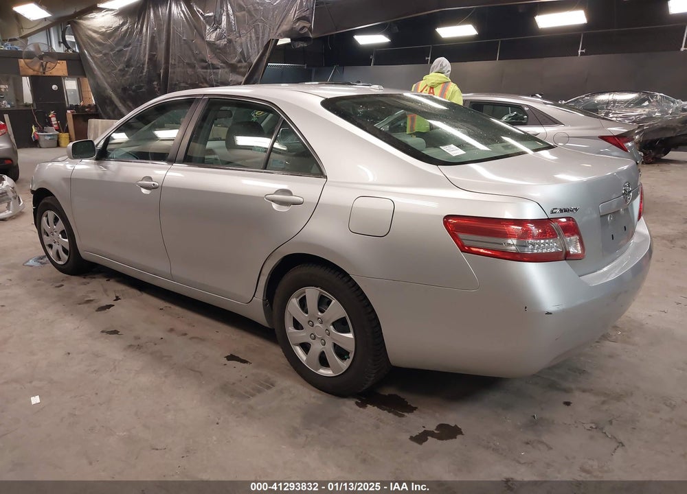 2011 TOYOTA CAMRY LE VIN: 4T1BF3EK5BU186371