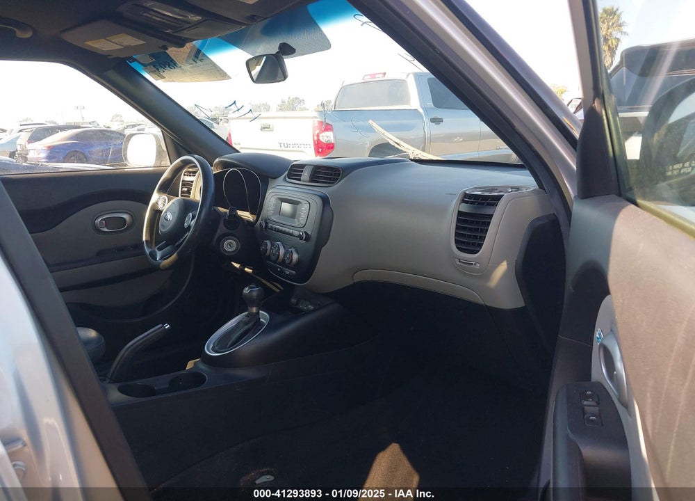2014 KIA SOUL VIN: KNDJN2A24E7742532