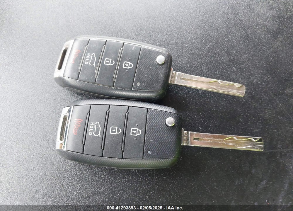 2014 KIA SOUL VIN: KNDJN2A24E7742532