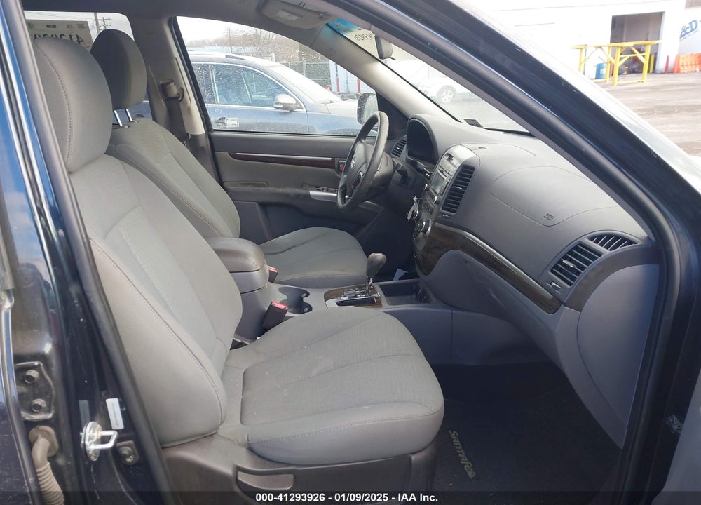 2011 HYUNDAI SANTA FE GLS VIN: 5XYZGDAB8BG022447