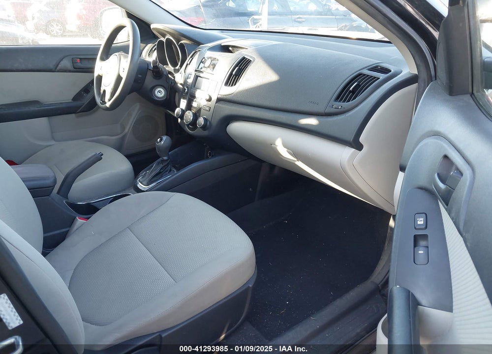 2011 KIA FORTE VIN: KNAFU4A29B5354060