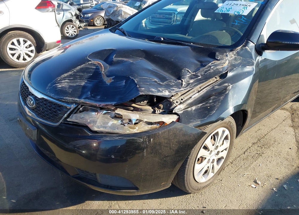 2011 KIA FORTE VIN: KNAFU4A29B5354060