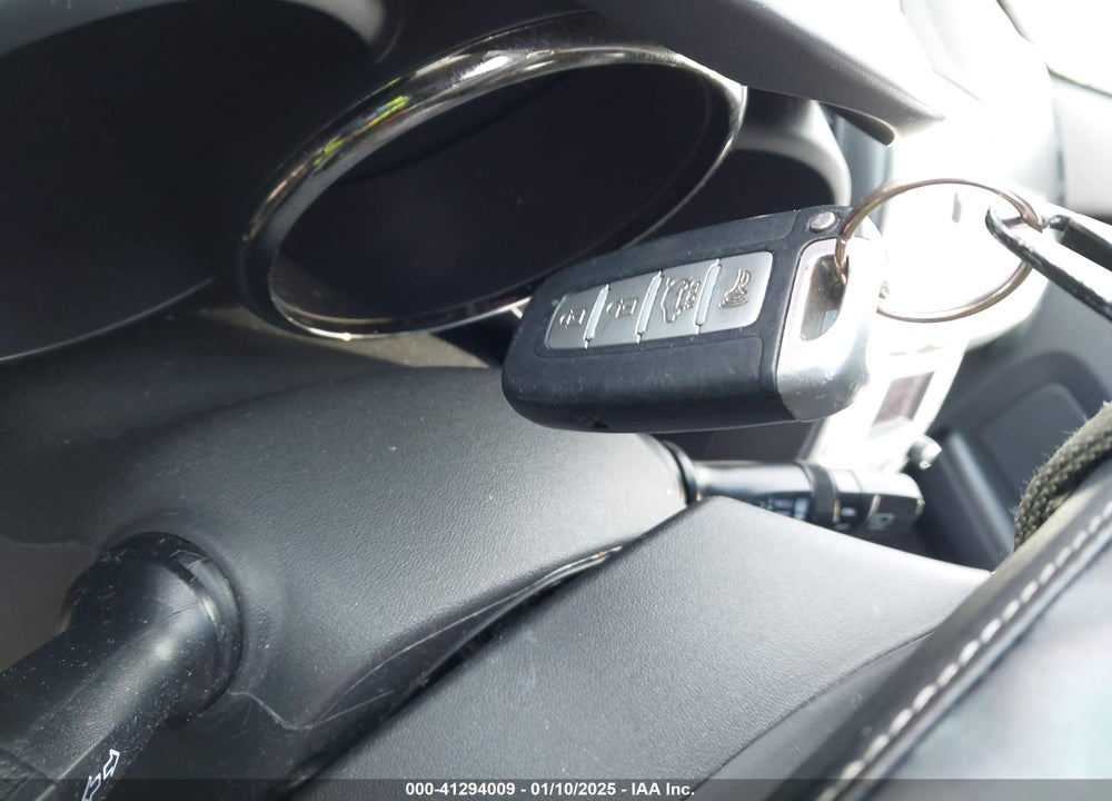 2011 KIA SOUL VIN: KNDJT2A28B7294474