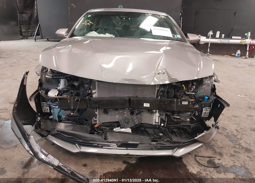 2024 HYUNDAI ELANTRA HYBRID VIN: KMHLN4DJ3RU097902
