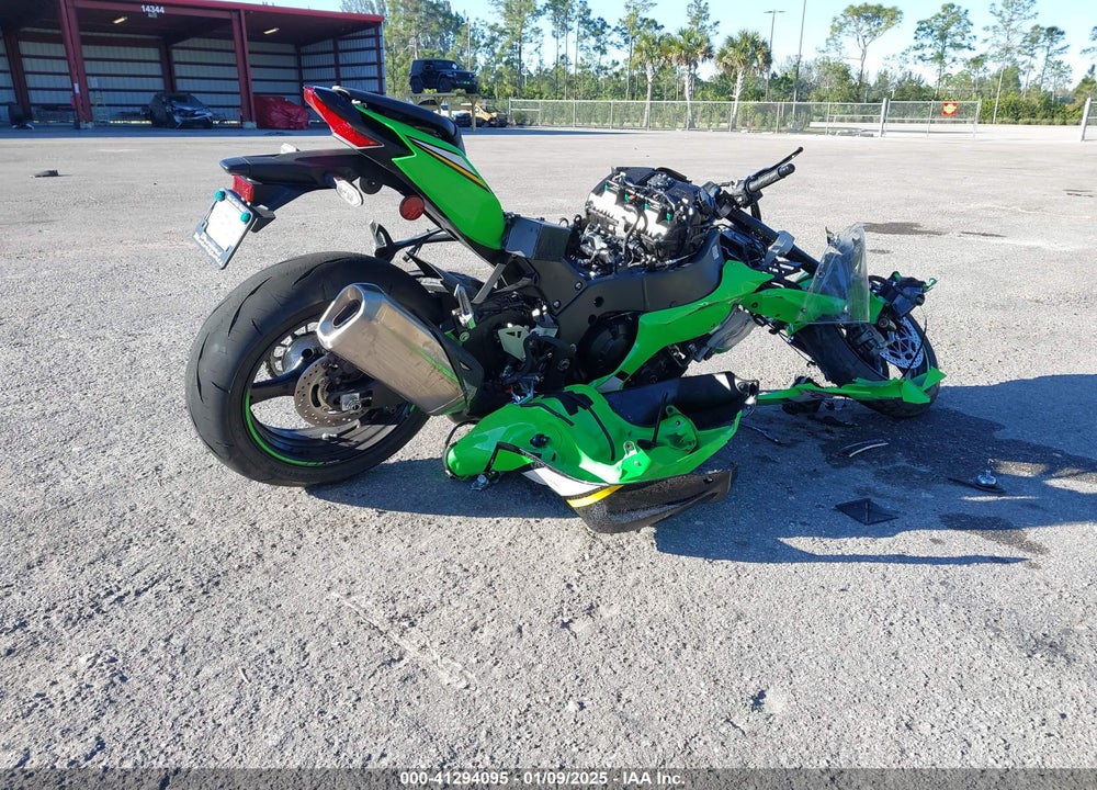 2025 KAWASAKI ZX1002 L VIN: JKBZXVL11SA017929
