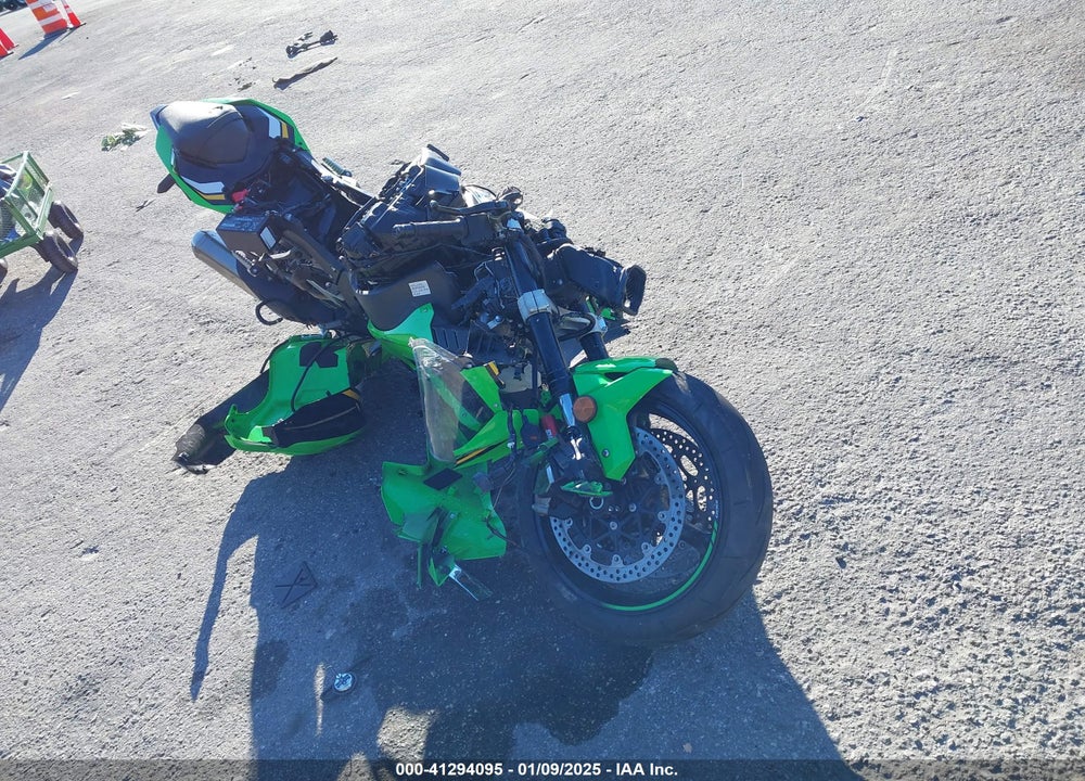 2025 KAWASAKI ZX1002 L VIN: JKBZXVL11SA017929