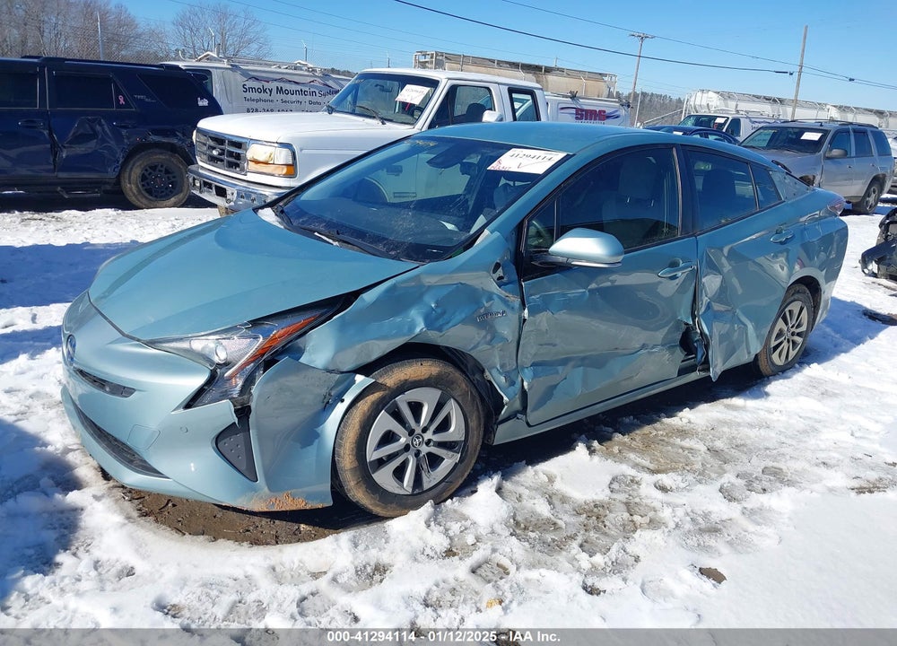 2018 TOYOTA PRIUS VIN: JTDKBRFU7J3063016