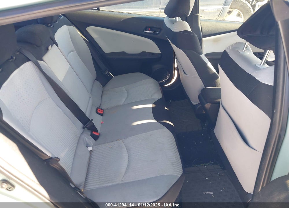 2018 TOYOTA PRIUS VIN: JTDKBRFU7J3063016
