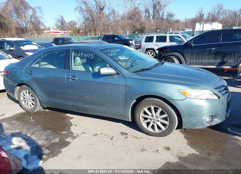 2011 TOYOTA CAMRY XLE V6 VIN: 4T1BK3EK2BU616918