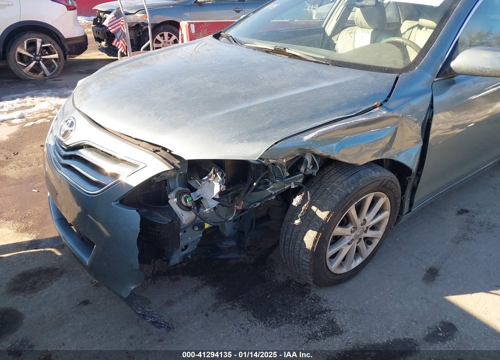 2011 TOYOTA CAMRY XLE V6 VIN: 4T1BK3EK2BU616918