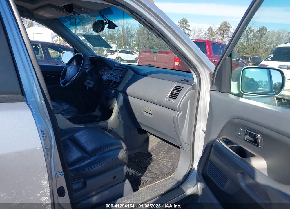 2006 HONDA PILOT EX-L VIN: 2HKYF18506H524719