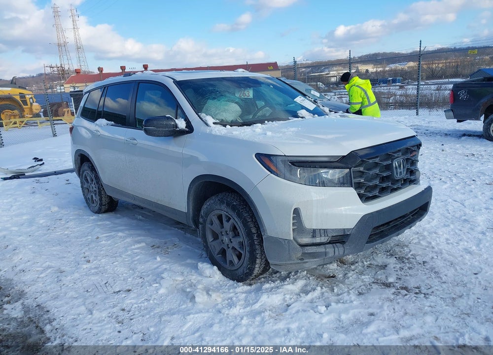 2024 HONDA PASSPORT TRAILSPORT VIN: 5FNYF8H67RB002884