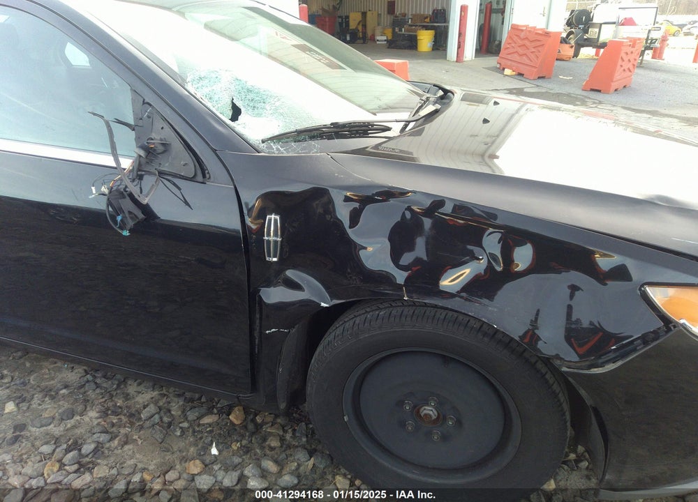 2011 LINCOLN MKZ VIN: 3LNHL2JC0BR765481