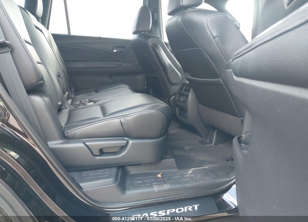 2020 HONDA PASSPORT 2WD EX-L VIN: 5FNYF7H54LB002057