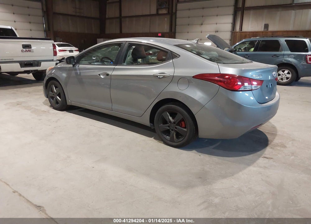 2013 HYUNDAI ELANTRA VIN: KMHDH4AE7DU012068