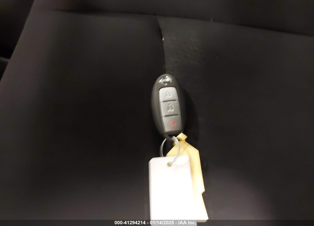 2014 NISSAN PATHFINDER SV VIN: 5N1AR2MN7EC668634