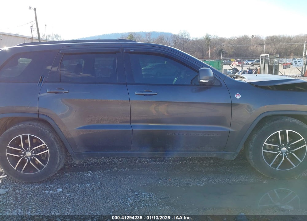 2017 JEEP GRAND CHEROKEE TRAILHAWK 4X4 VIN: 1C4RJFLG1HC954136