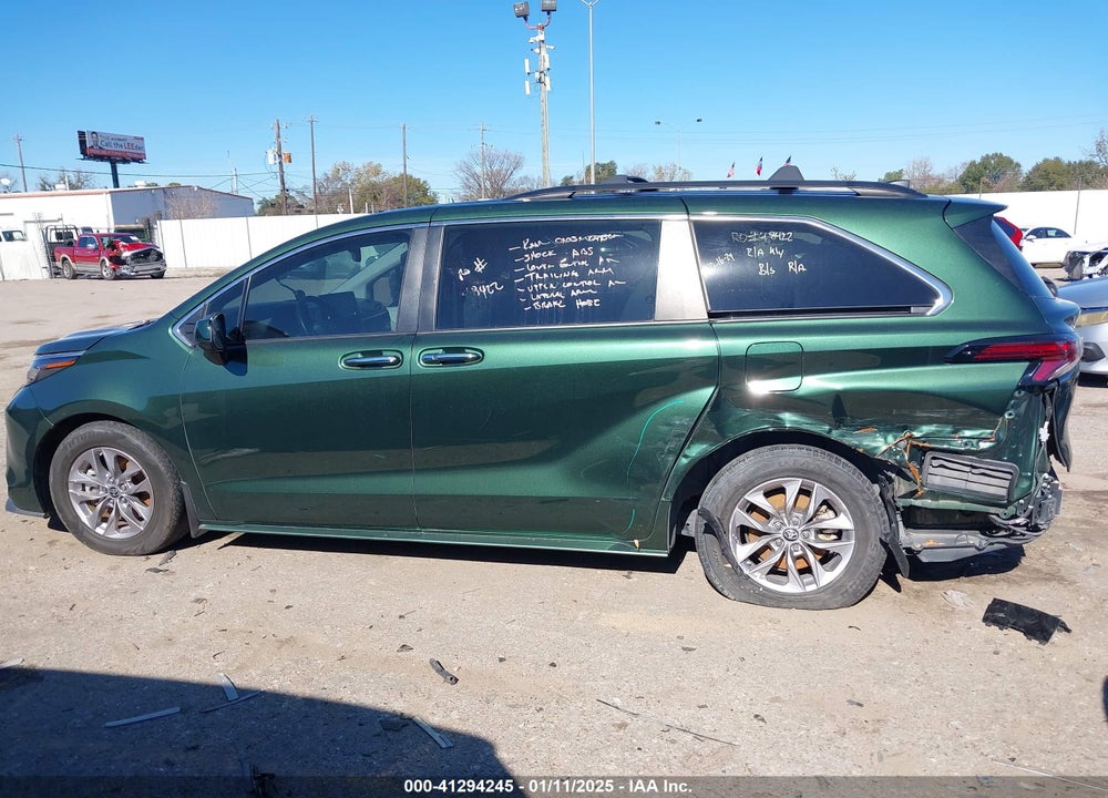 2022 TOYOTA SIENNA VIN: 5TDYRKEC7NS085821