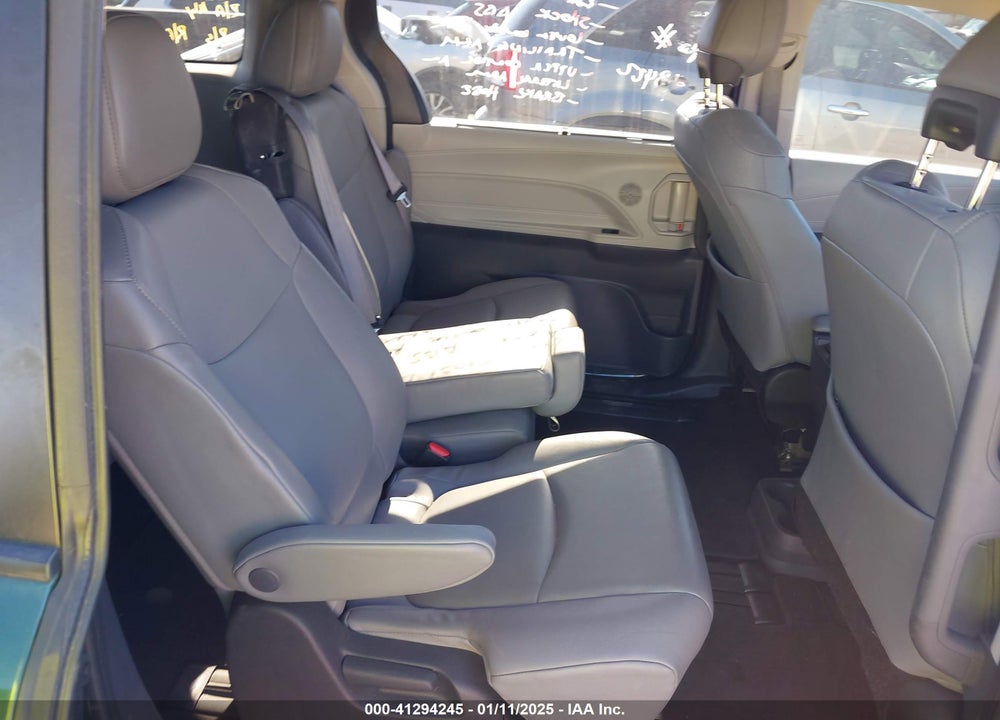 2022 TOYOTA SIENNA VIN: 5TDYRKEC7NS085821