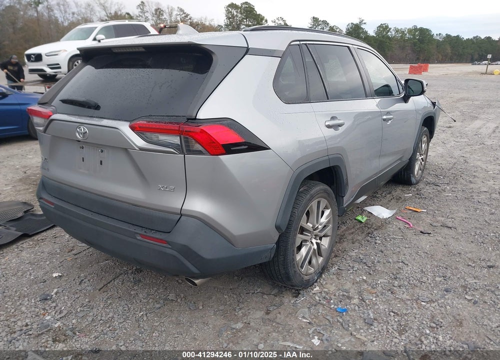 2021 TOYOTA RAV4 XLE PREMIUM VIN: 2T3C1RFV9MC124112