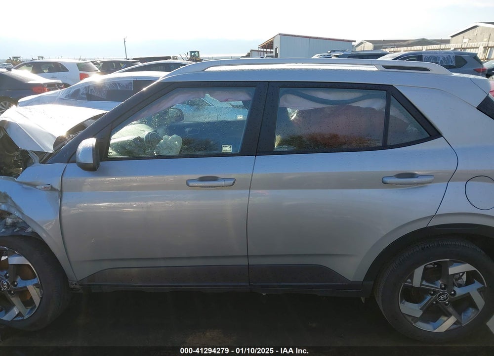 2021 HYUNDAI VENUE SEL VIN: KMHRC8A35MU098328