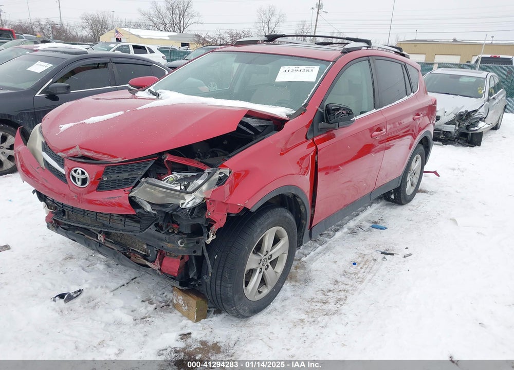 2015 TOYOTA RAV4 XLE VIN: 2T3RFREV9FW238559