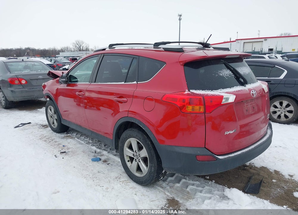 2015 TOYOTA RAV4 XLE VIN: 2T3RFREV9FW238559
