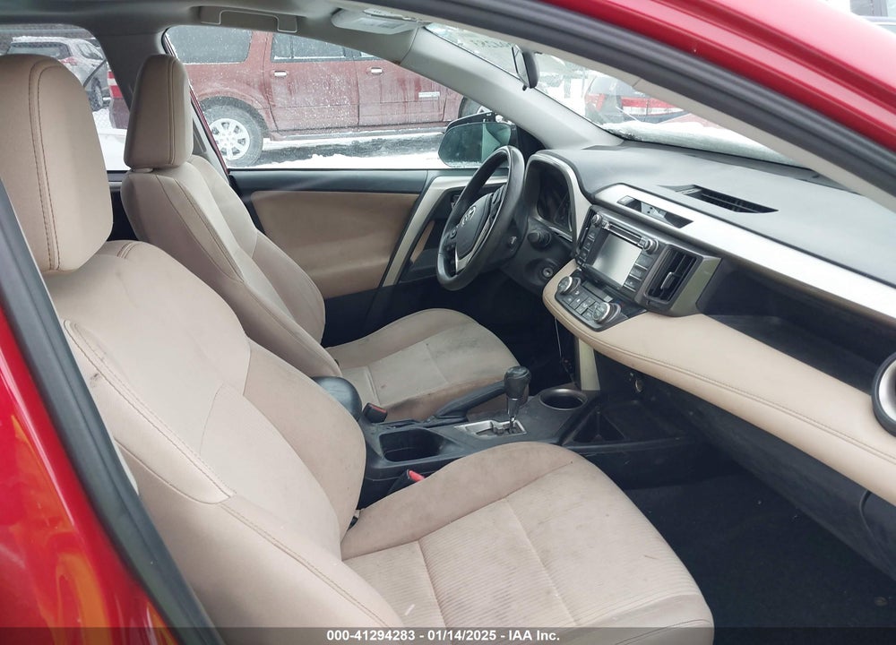 2015 TOYOTA RAV4 XLE VIN: 2T3RFREV9FW238559