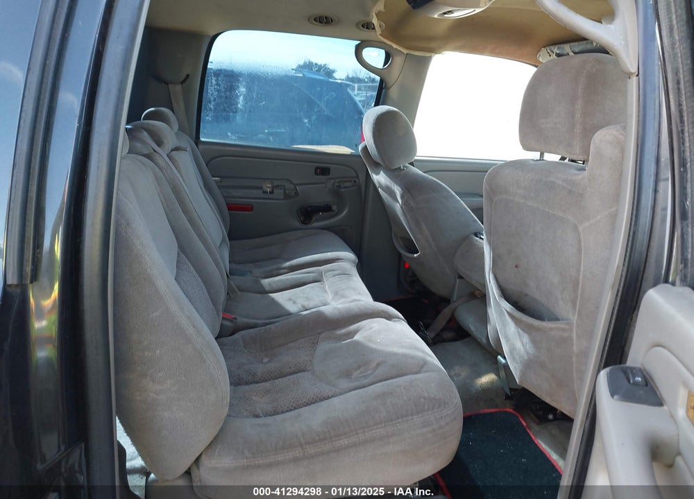 2004 CHEVROLET SUBURBAN 1500 LS VIN: 3GNEC16Z64G205467