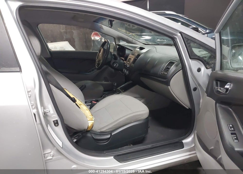 2014 KIA FORTE LX VIN: KNAFX4A64E5100657
