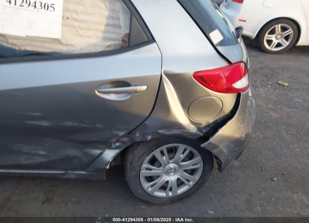 2014 MAZDA MAZDA2 VIN: JM1DE1KZ1E0173747