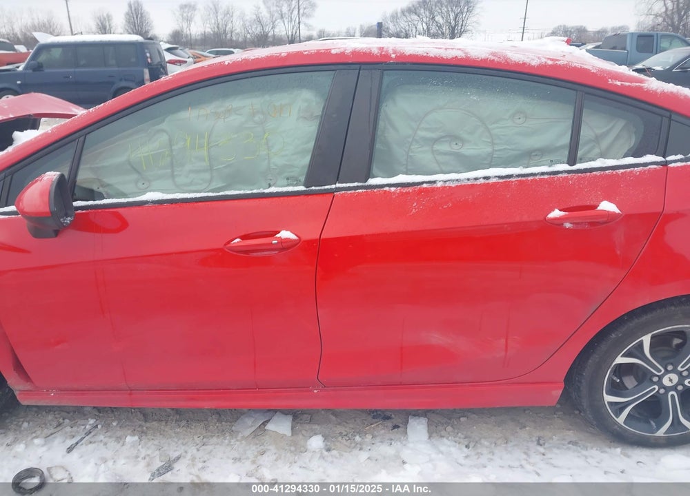 2019 CHEVROLET CRUZE VIN: 1G1BE5SMXK7108278