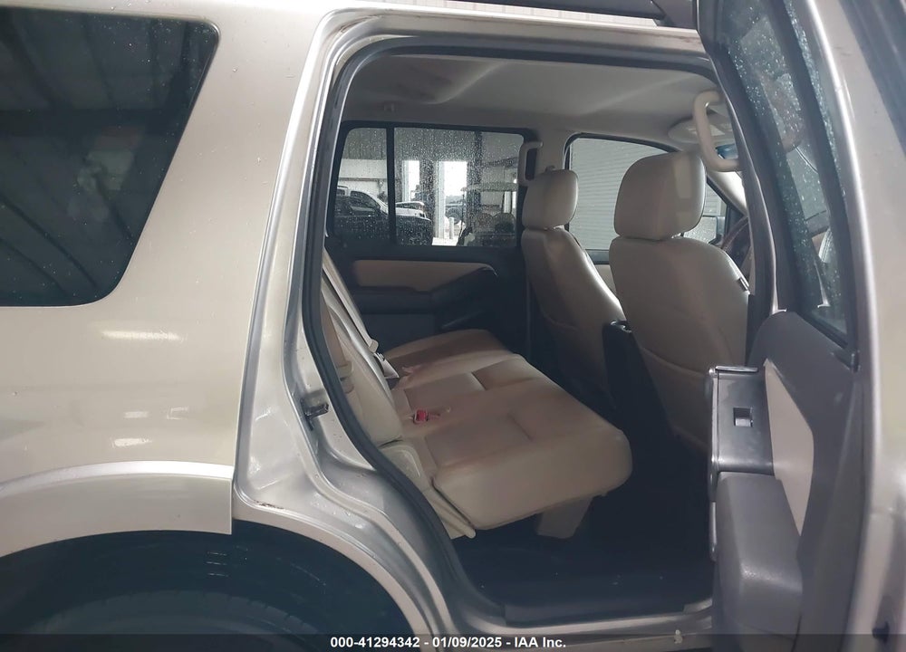 2008 FORD EXPLORER VIN: 1FMEU63E08UA15909