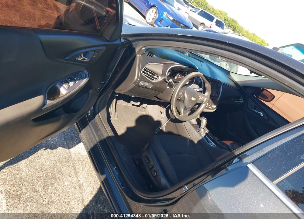 2018 CHEVROLET MALIBU 1FL VIN: 1G1ZC5ST2JF203403