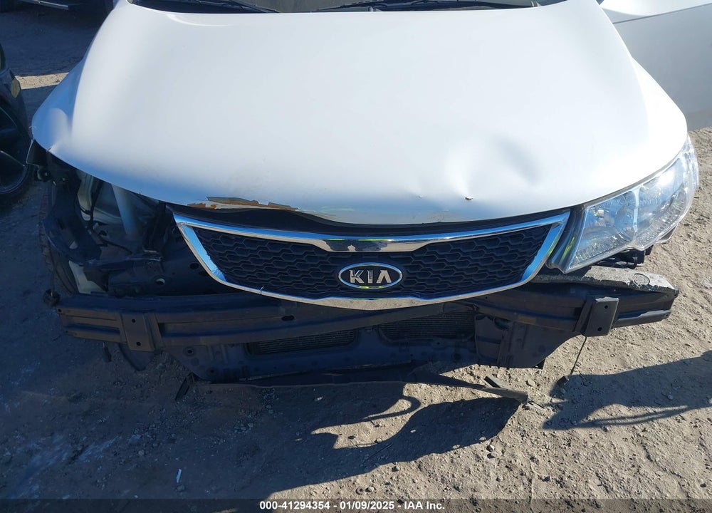 2013 KIA FORTE VIN: KNAFW4A36D5663328