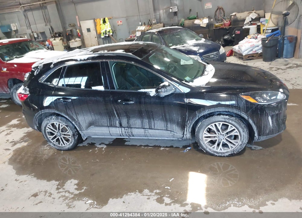 2022 FORD ESCAPE SEL VIN: 1FMCU9H97NUB26618